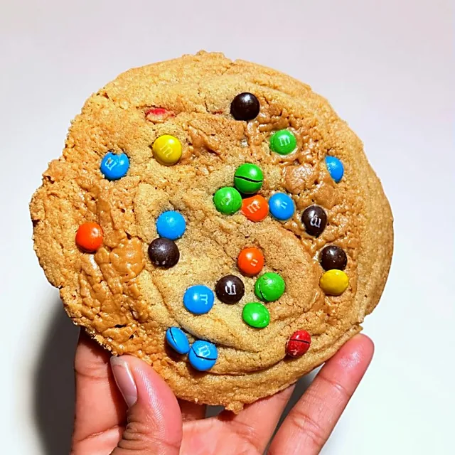 Peanut Butter M&M cookie (sold out).